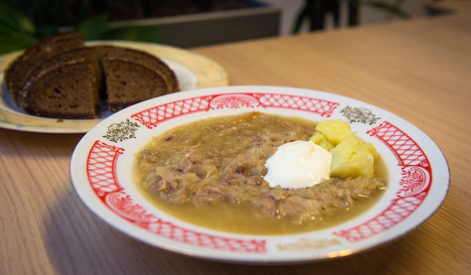 Perfektā skābu kāpostu zupa