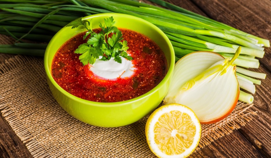 Veģetārā biešu zupa