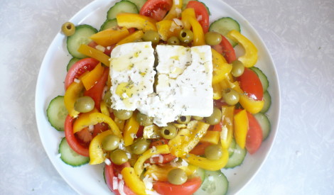 Grieķu salātu versija