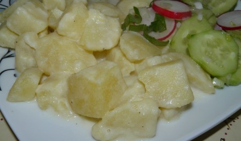 Pienā vārīti kartupeļi