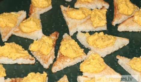 Maizītes ar olu pastu lietuviešu gaumē