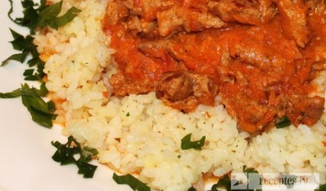 Viens ritīg` garšīgs strogonovs ar rīsiem