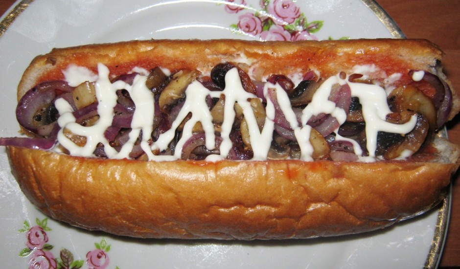 Sēņu hotdogs