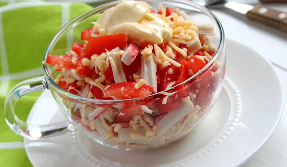 Fiksie tomātu - krabju salāti