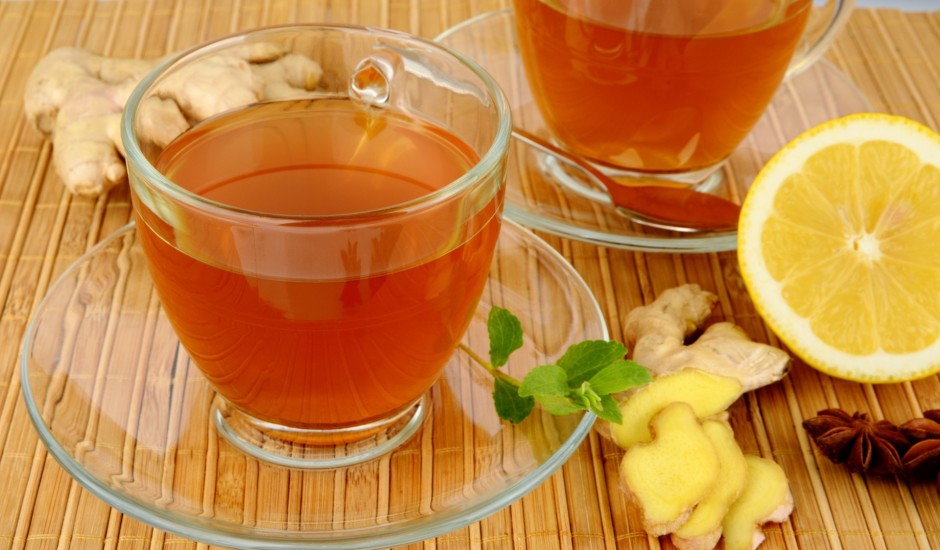 Ingvera tēja ar citronu un medu