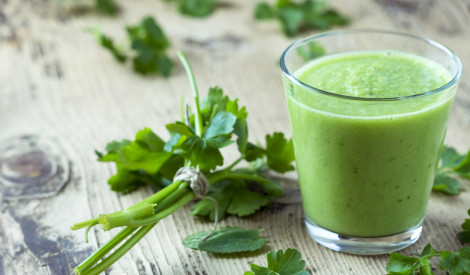 15 aromātiskas un gardas receptes ar pētersīļiem