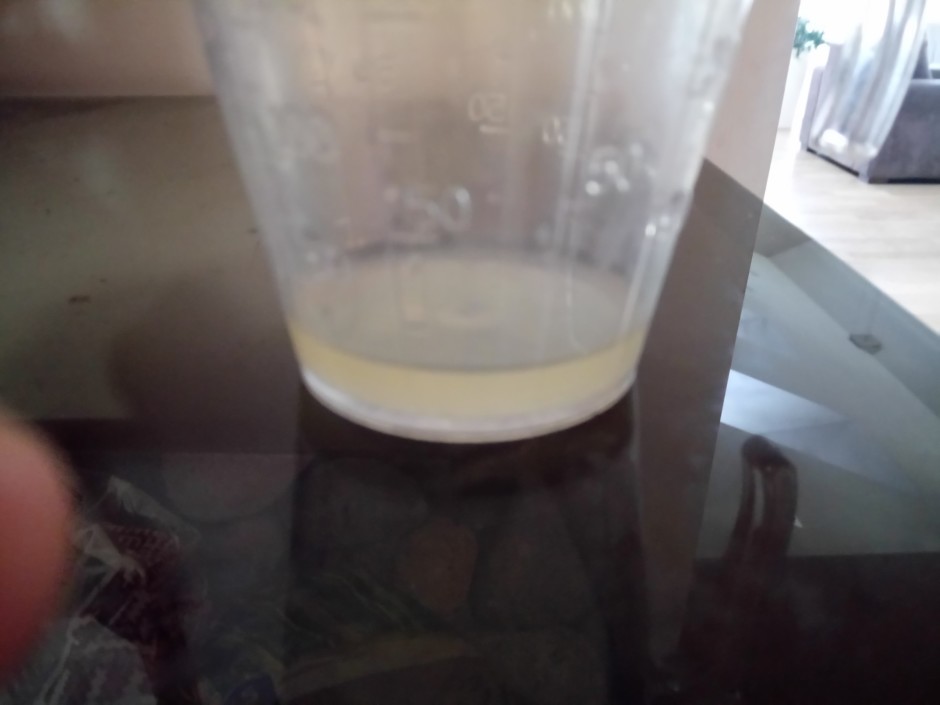Izpiež citrona sulu tik, cik atēlā.